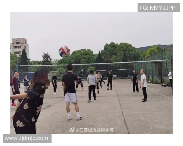 上海排球队灵活性探讨:如何在比赛中提升战术应变能力与团队协作 上海排球队灵活性探讨:如何在比赛中提升战术应变能力与团队协作